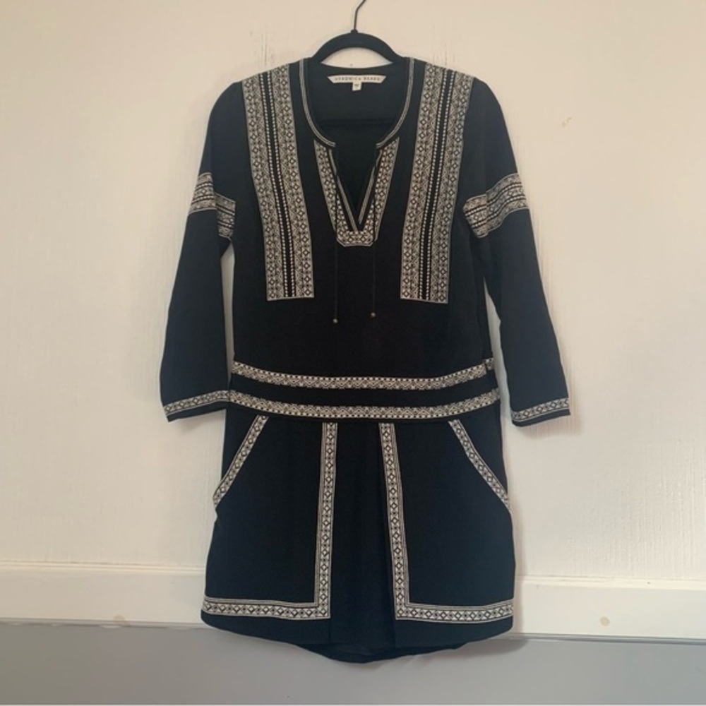 Black and White Embroidered Dress - Picture 4 of 8